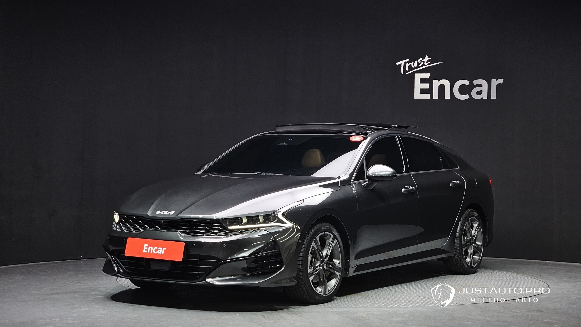 Автомобиль Kia K5