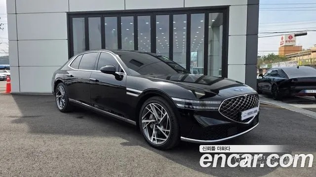 Автомобиль Genesis G90