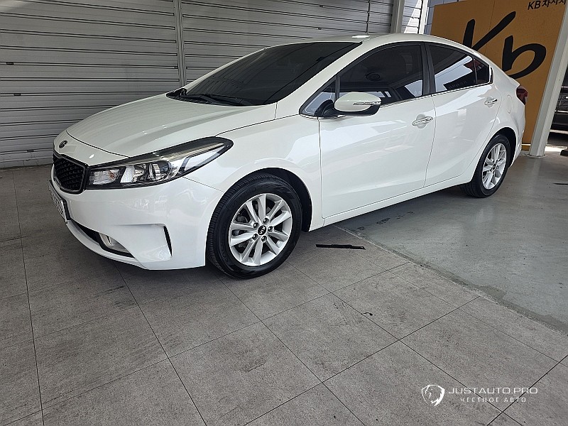 Автомобиль Kia K3