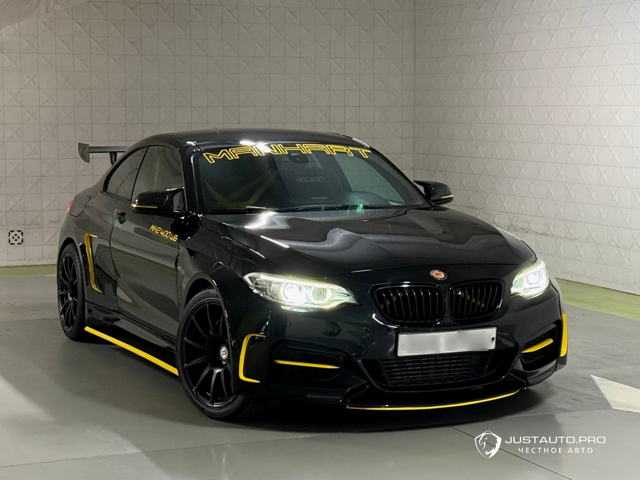 Автомобиль BMW 2-Series
