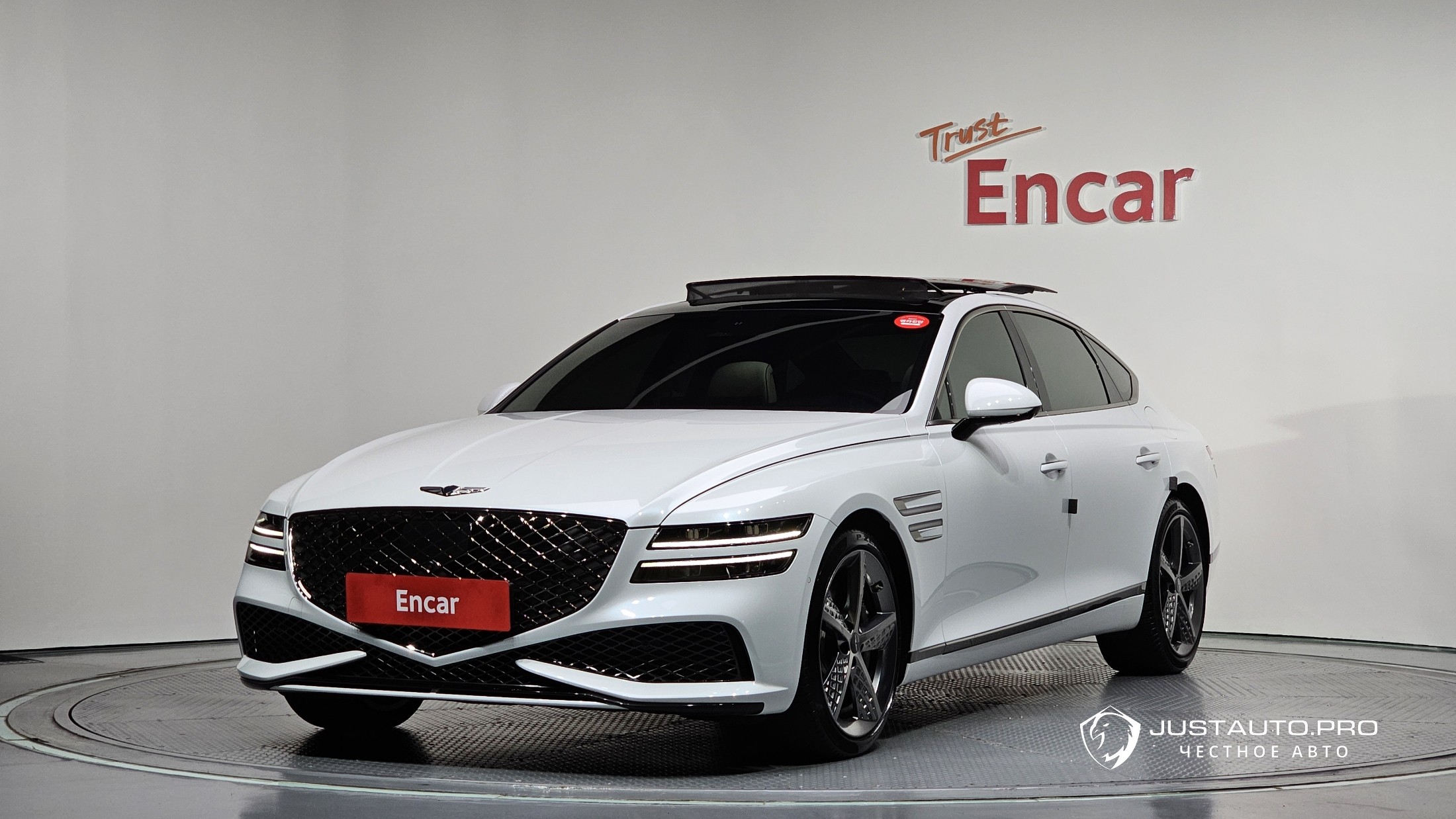 Автомобиль Genesis G80