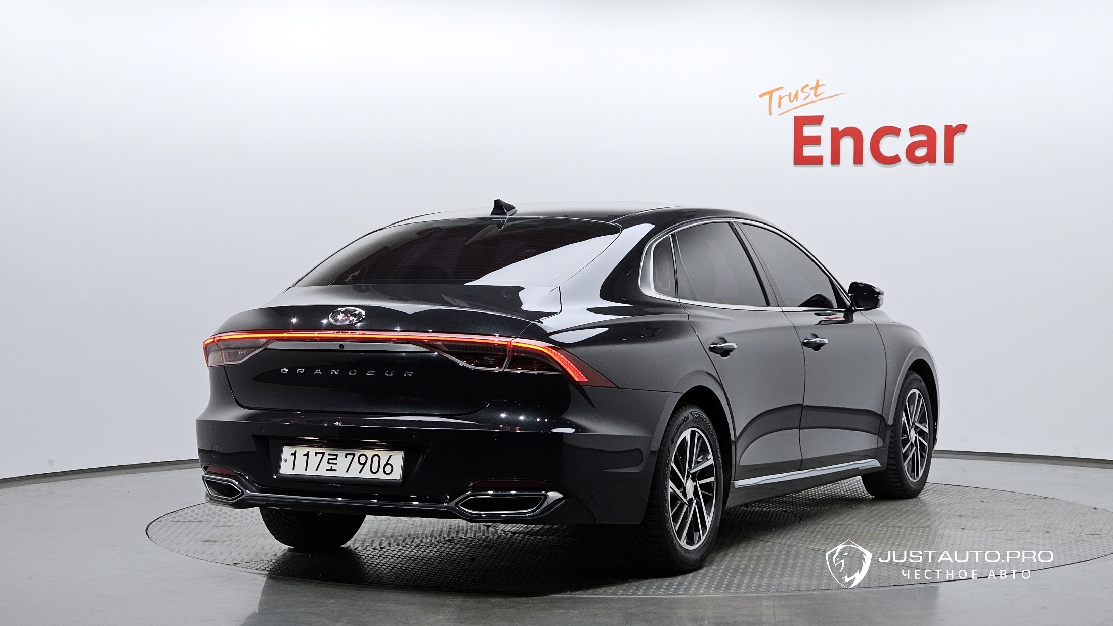 Автомобиль Hyundai Grandeur