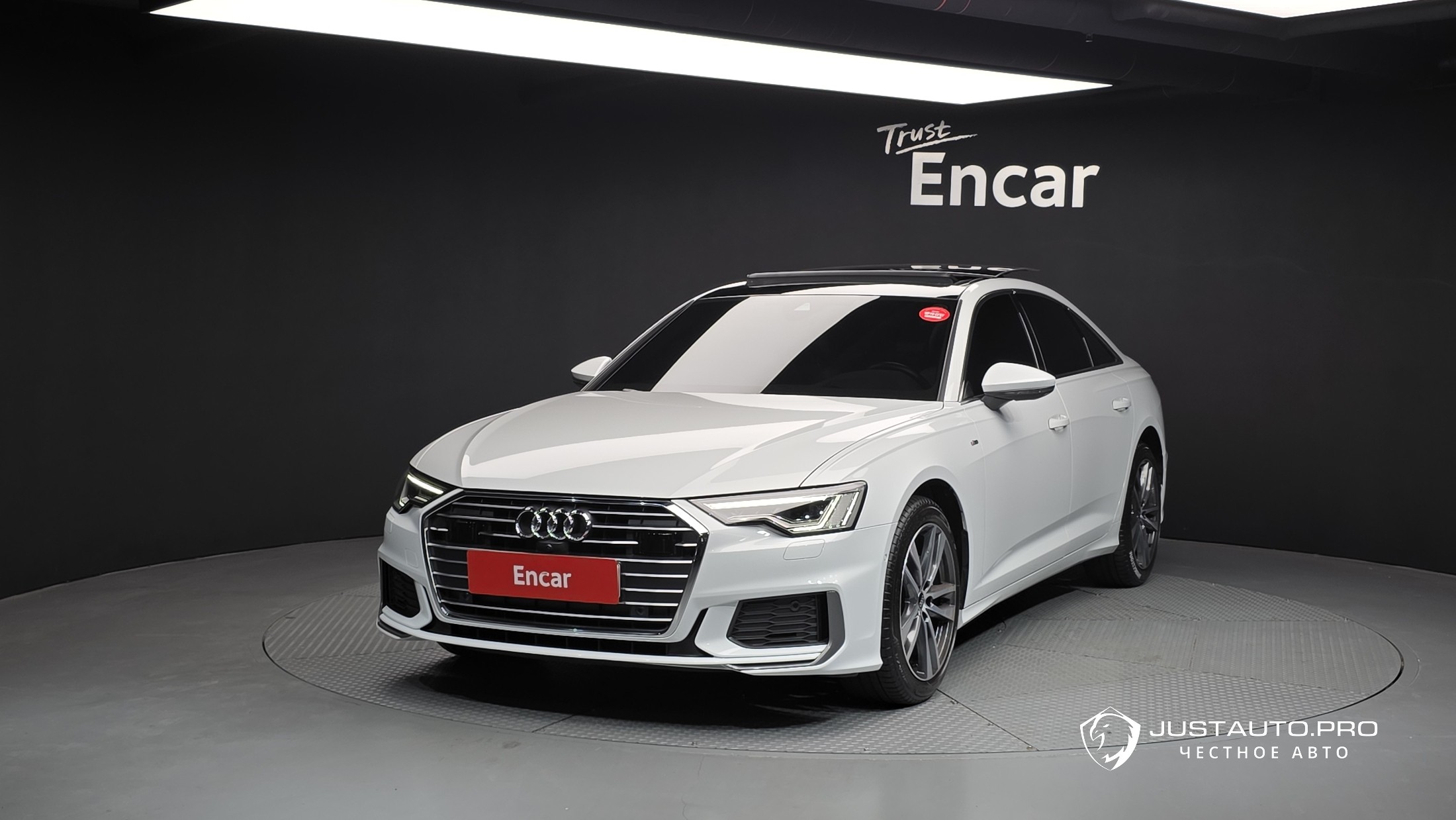 Автомобиль Audi A6