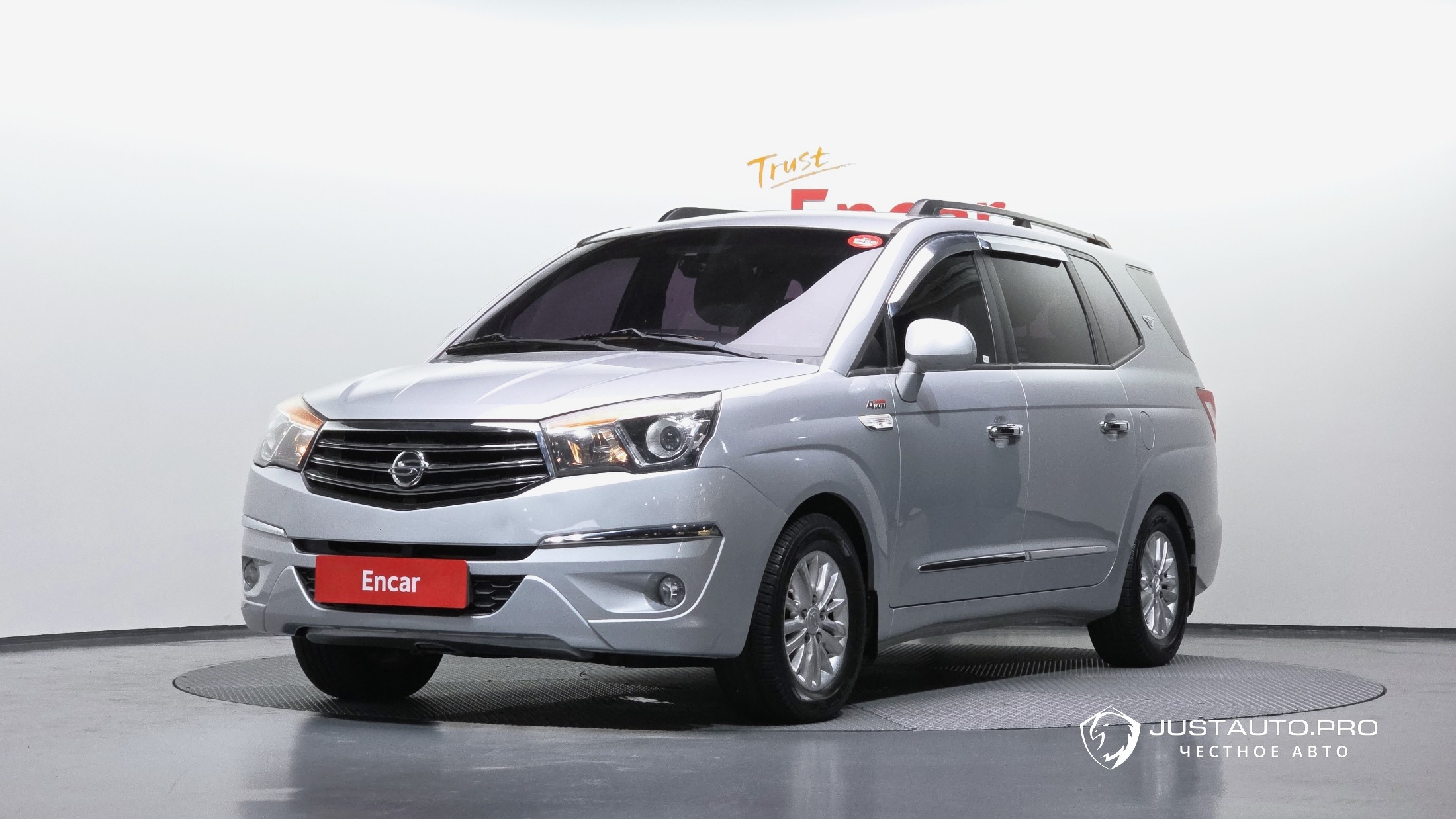 Автомобиль KG_Mobility_Ssangyong KORANDO