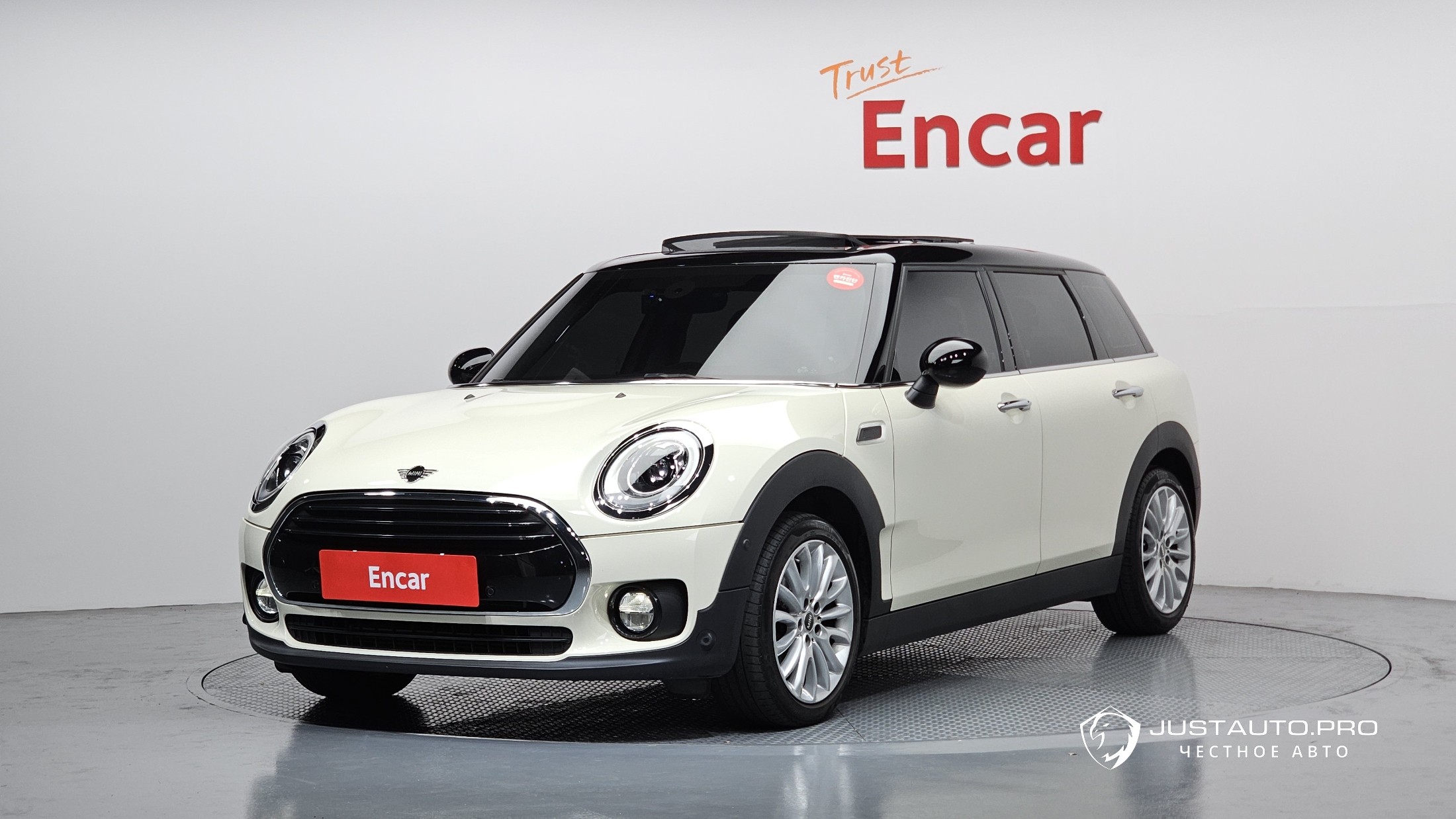 Автомобиль Mini Clubman