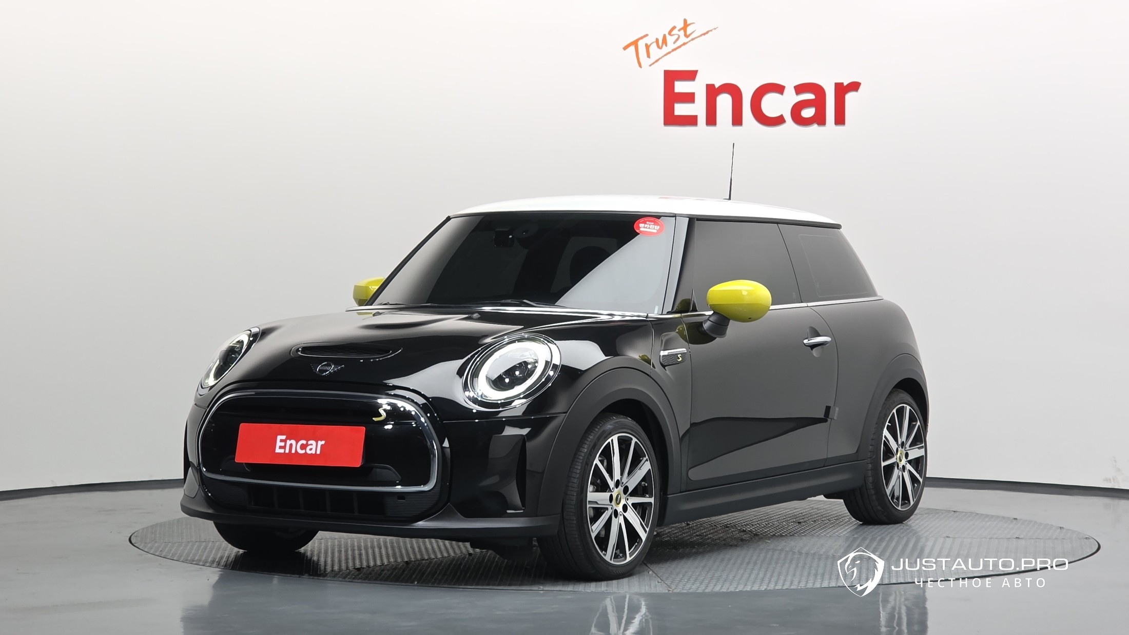 Автомобиль Mini Cooper