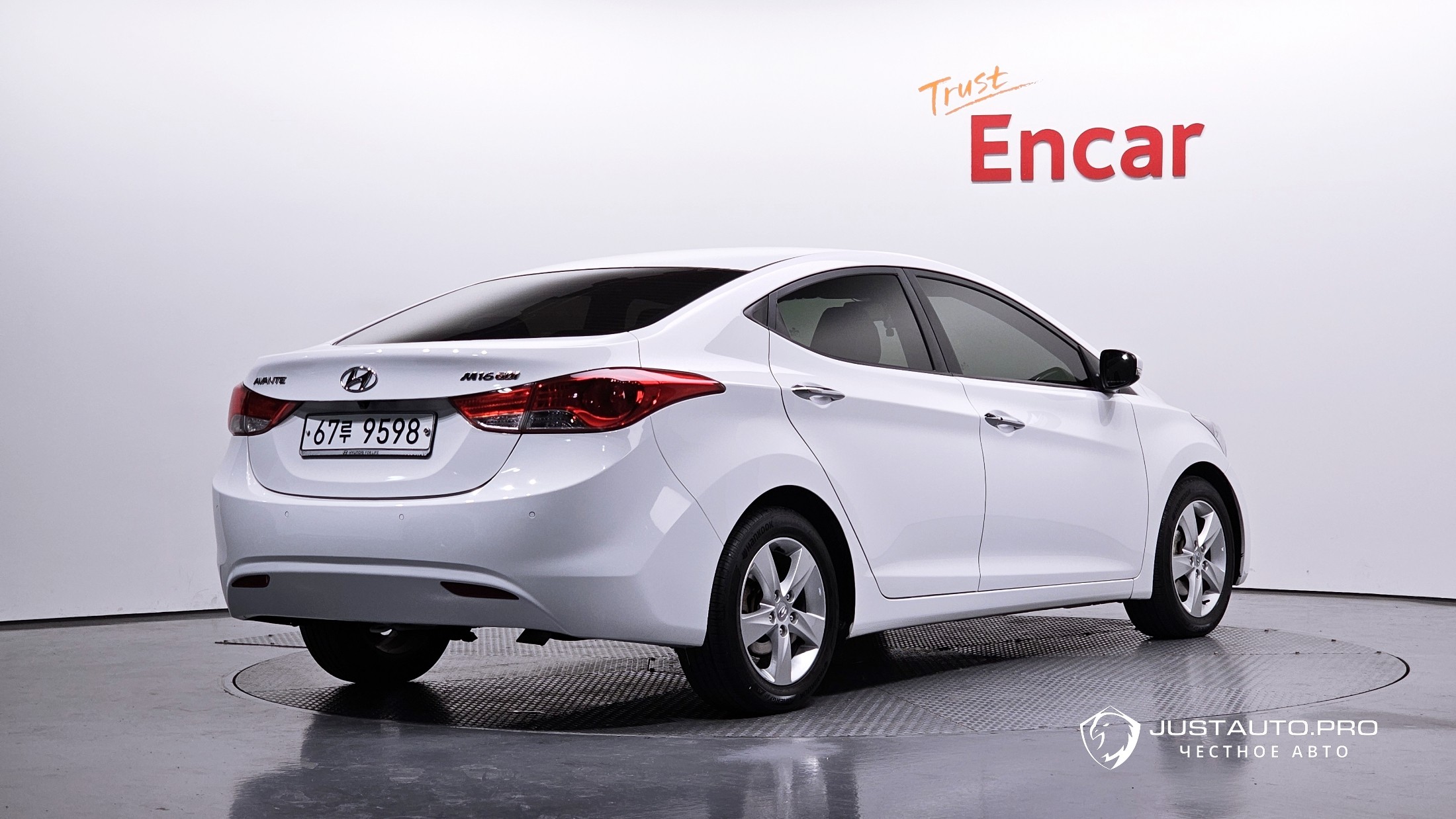 Автомобиль Hyundai AVANTE