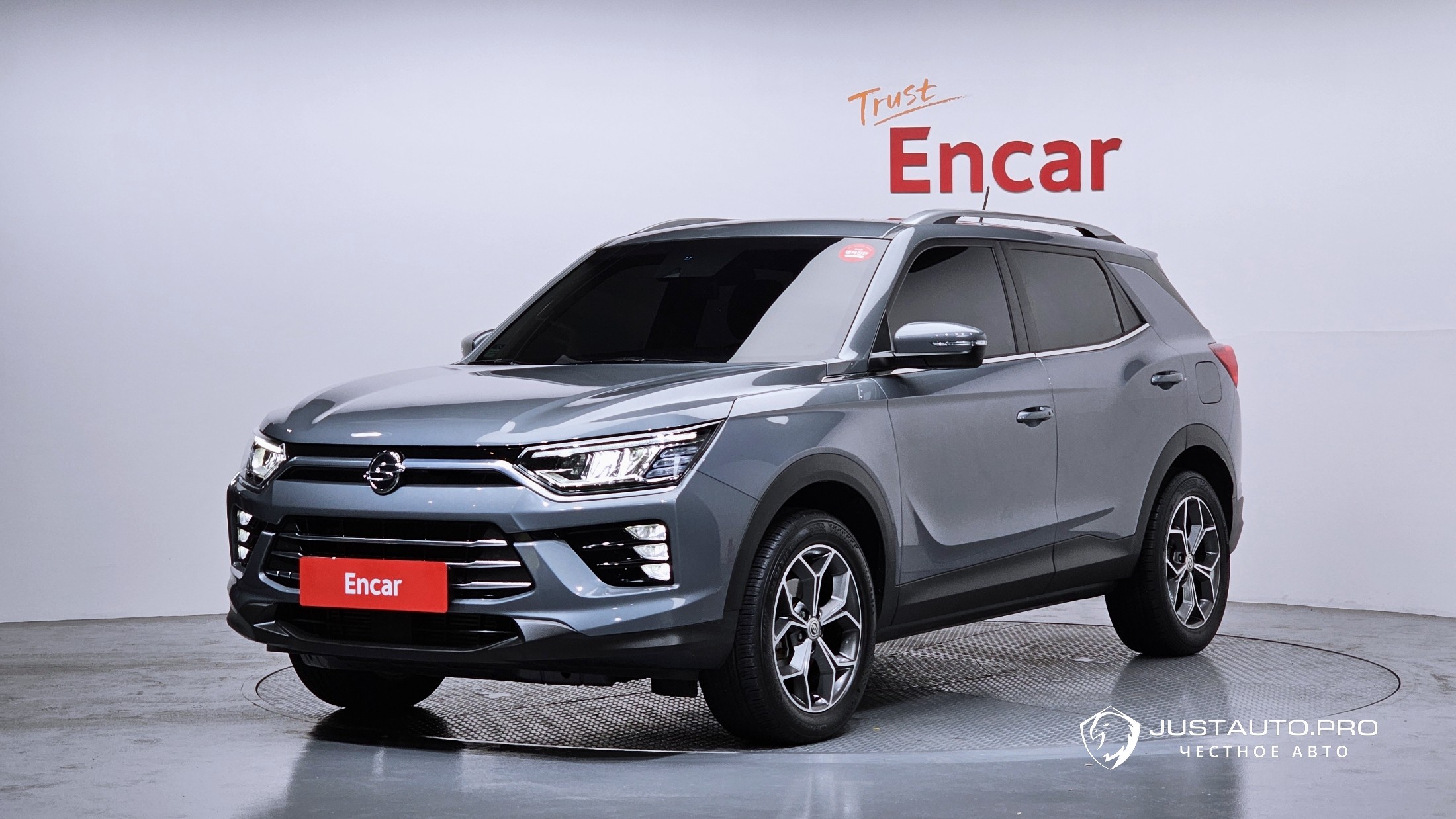 Автомобиль KG_Mobility_Ssangyong KORANDO