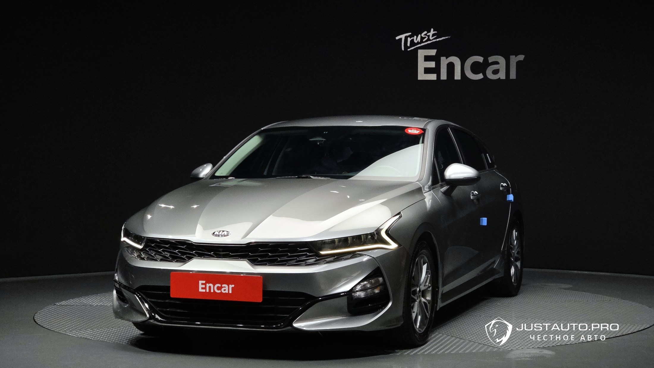 Автомобиль Kia K5