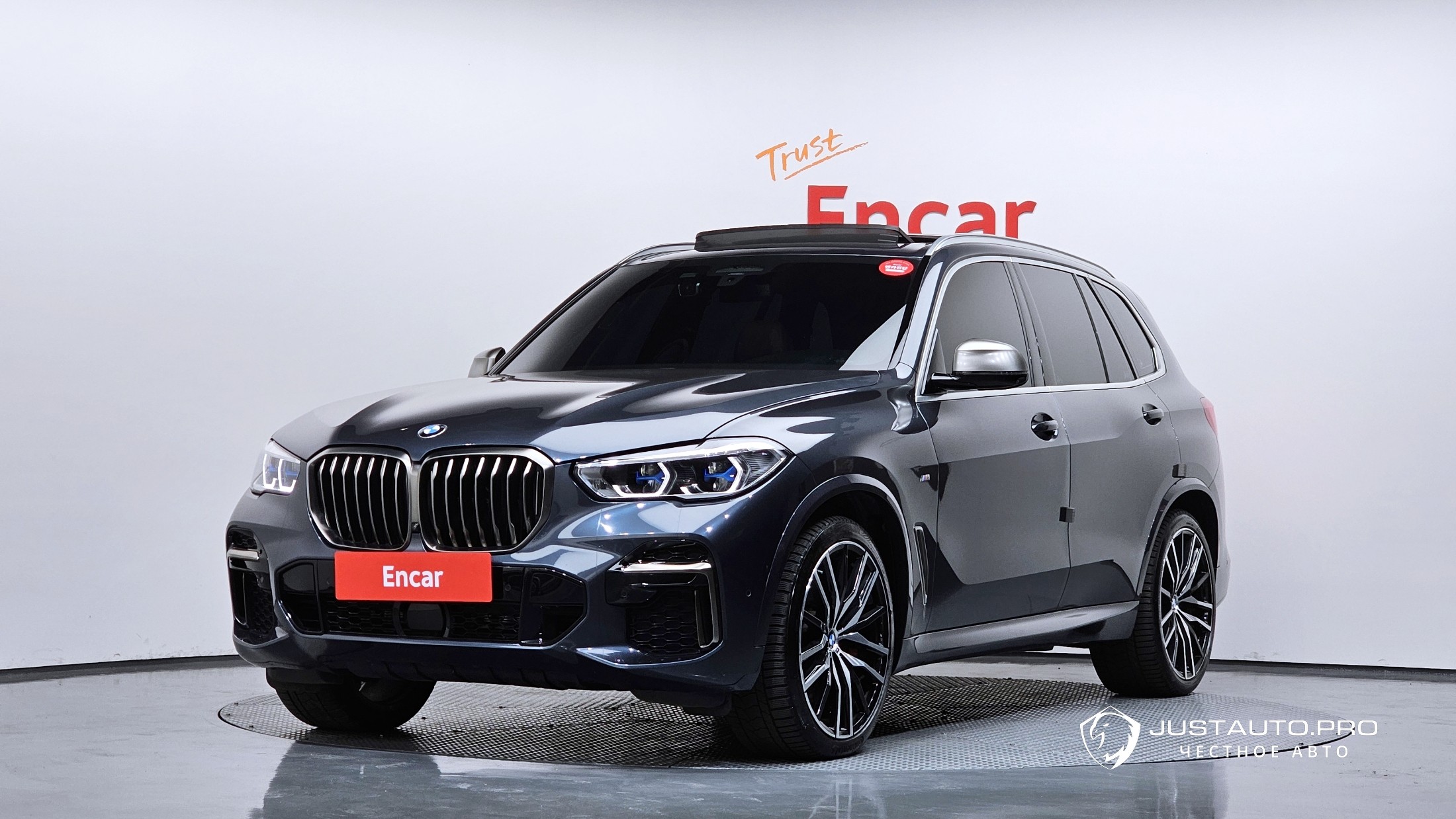 Автомобиль BMW X5
