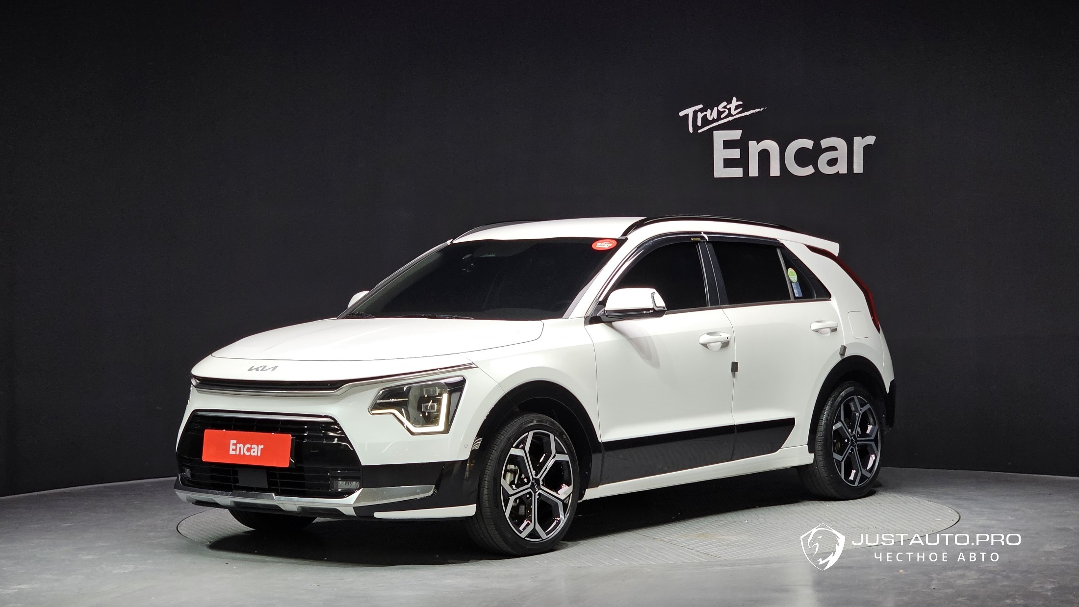 Автомобиль Kia Niro