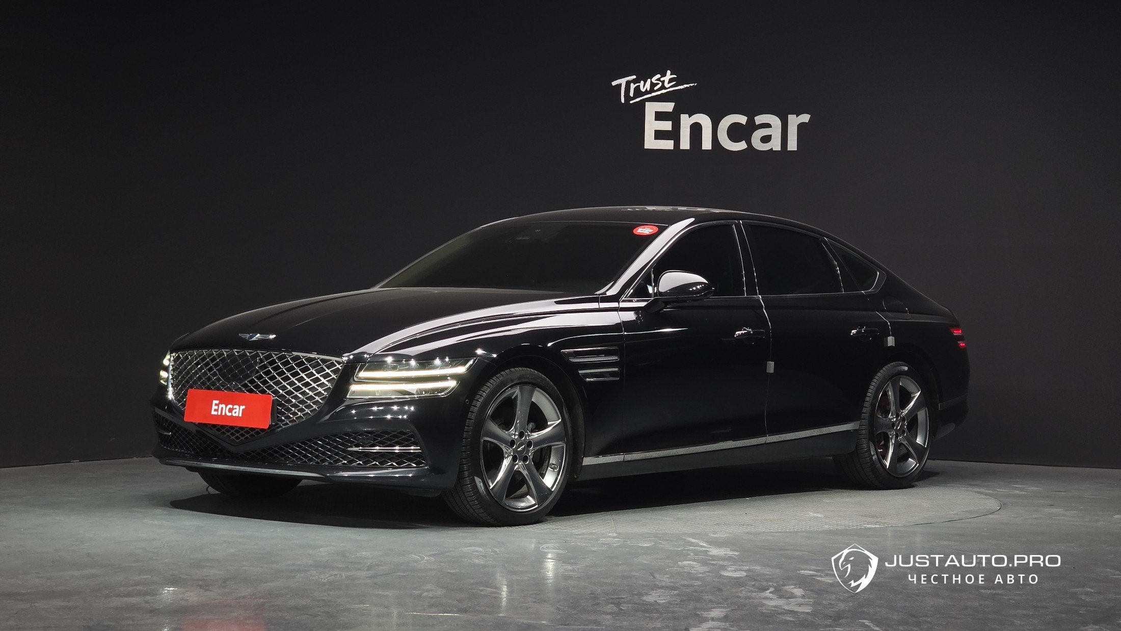 Автомобиль Genesis G80