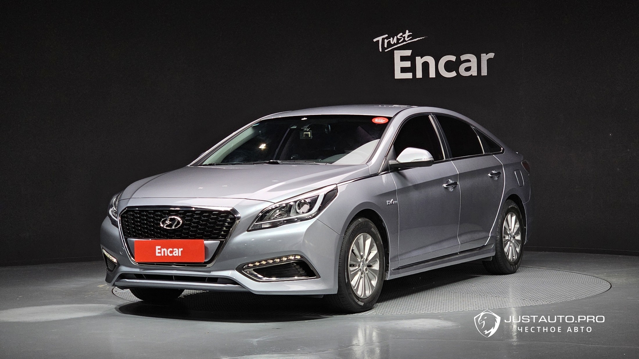Автомобиль Hyundai Sonata