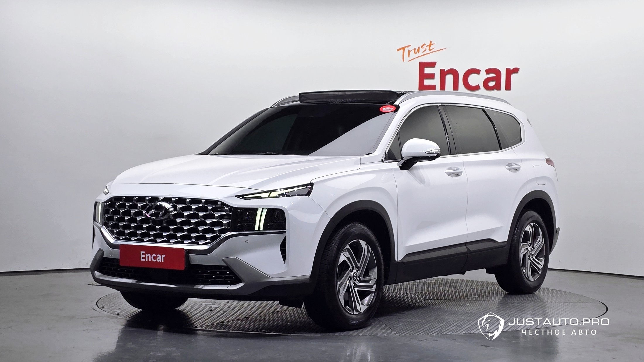 Автомобиль Hyundai Santafe