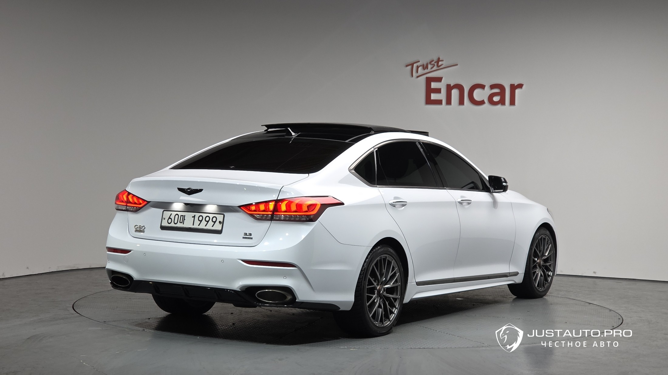 Автомобиль Genesis G80