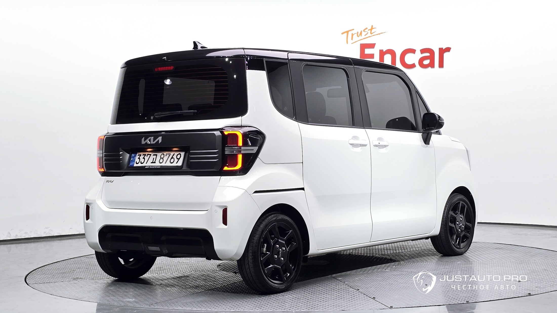Автомобиль Kia RAY