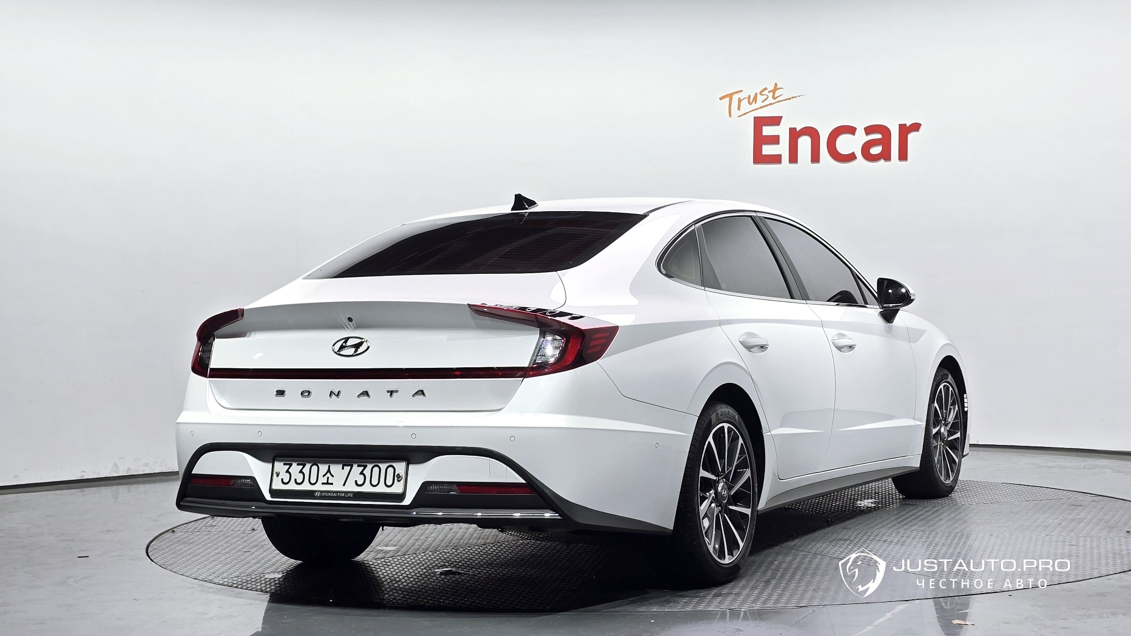 Автомобиль Hyundai Sonata