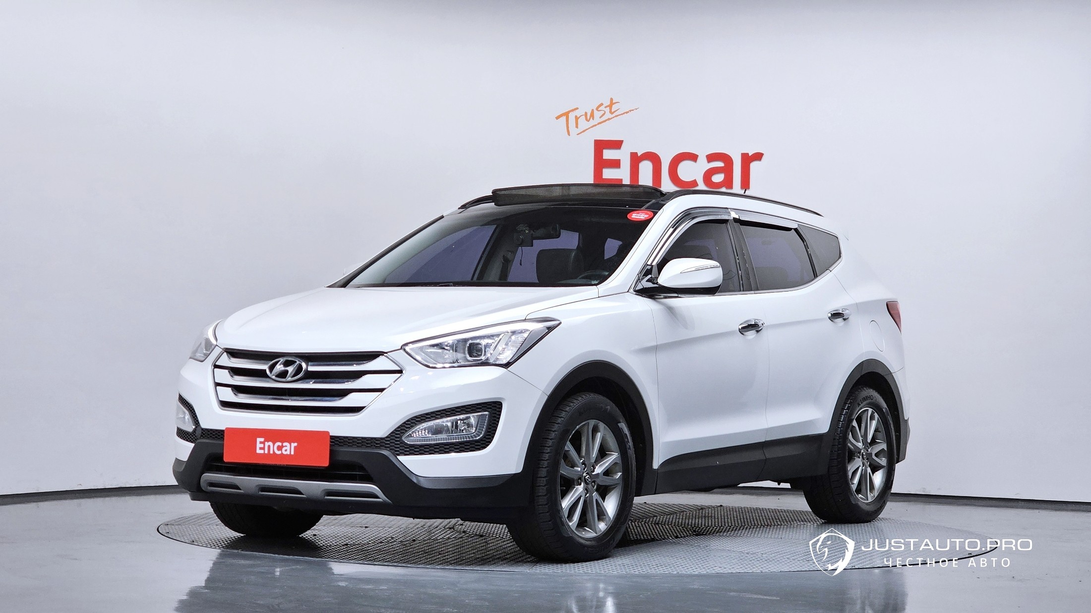 Автомобиль Hyundai Santafe