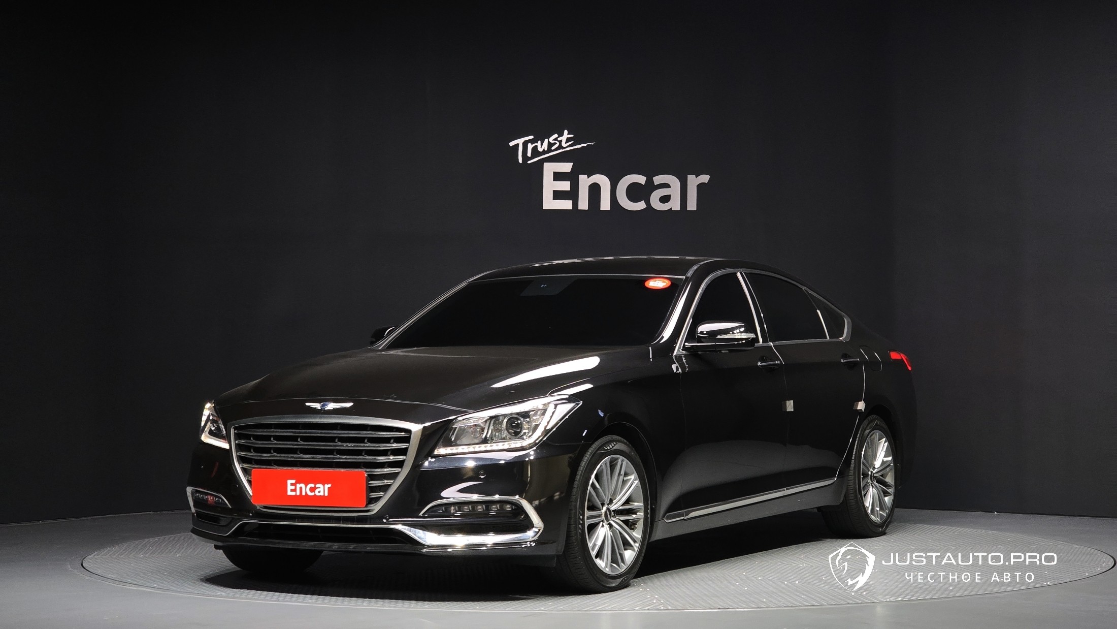 Автомобиль Genesis G80
