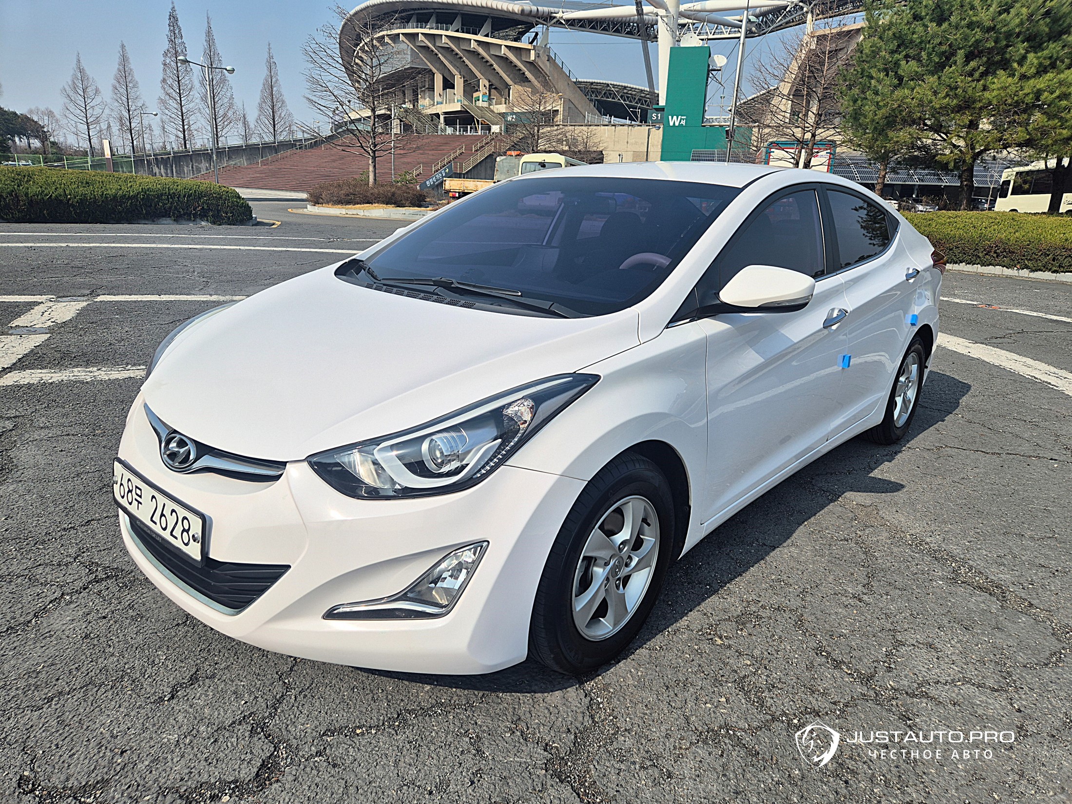 Автомобиль Hyundai AVANTE
