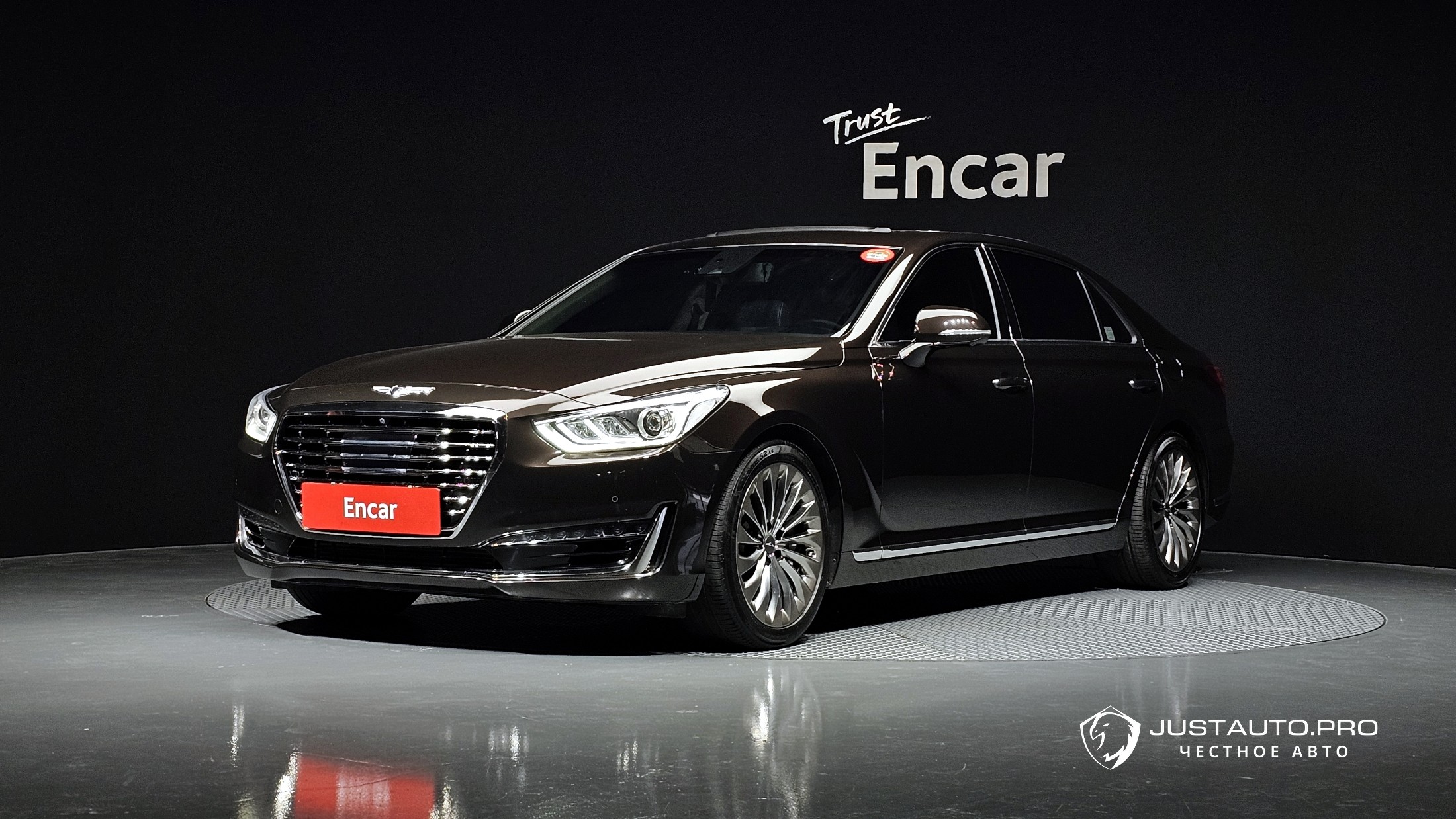 Автомобиль Genesis EQ900