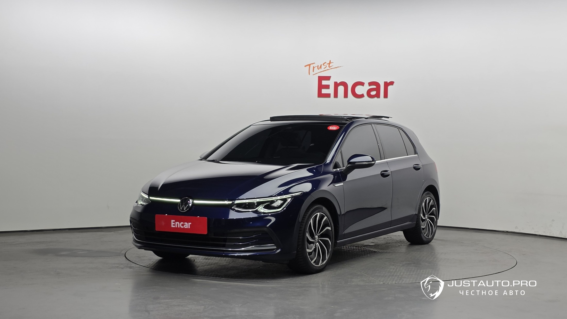 Автомобиль Volkswagen Golf