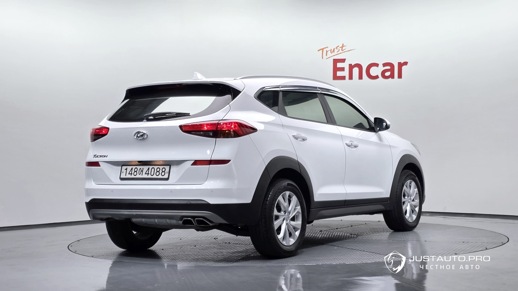 Автомобиль Hyundai Tucson