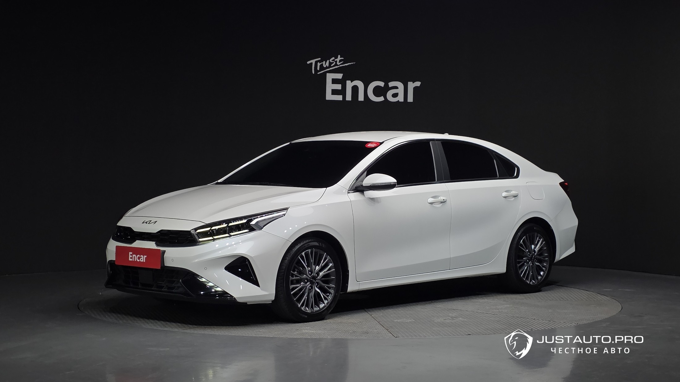 Автомобиль Kia K3