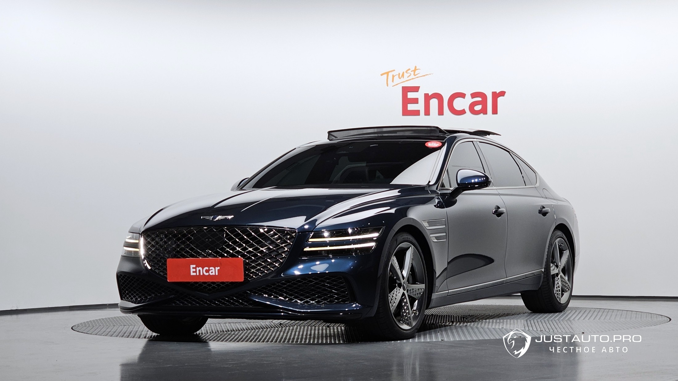 Автомобиль Genesis G80