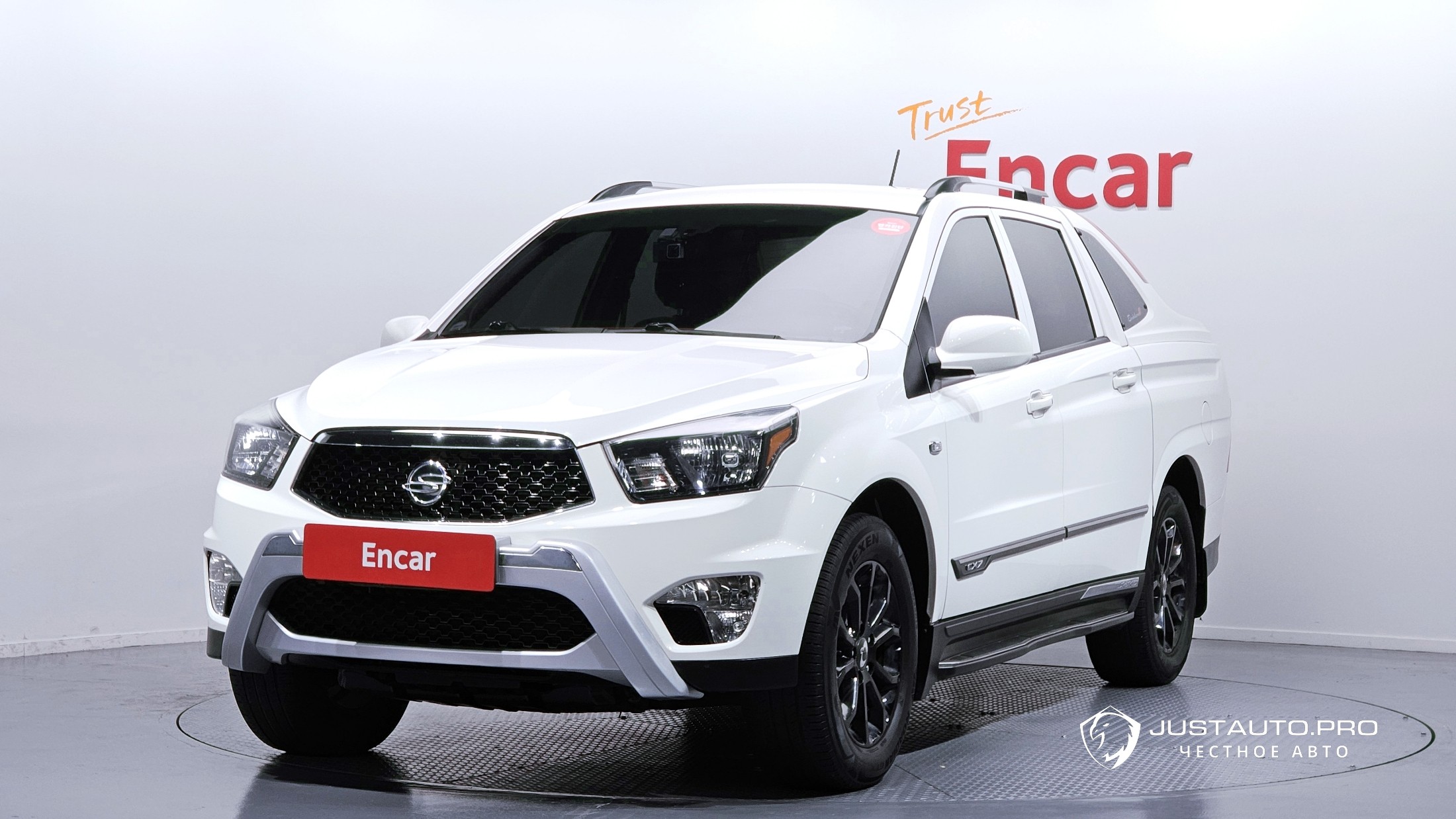 Автомобиль KG_Mobility_Ssangyong KORANDO