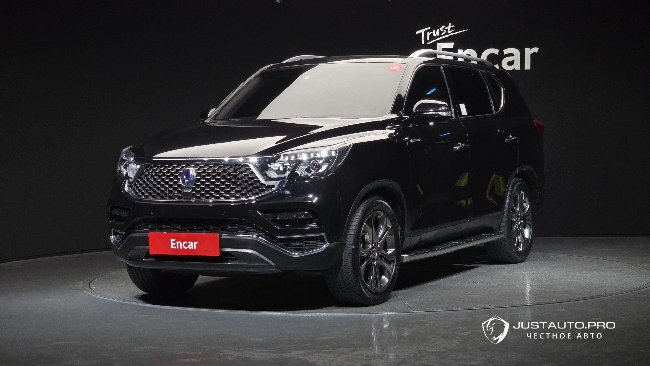Автомобиль KG_Mobility_Ssangyong Rexton