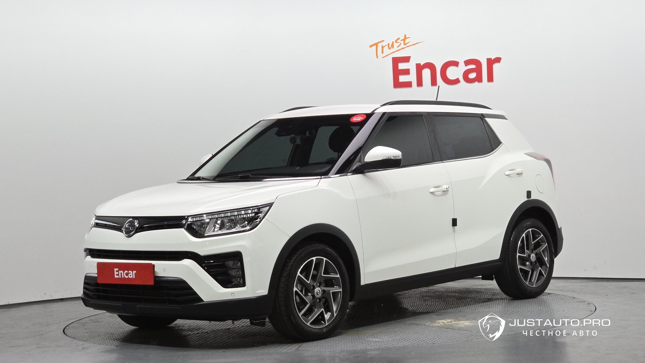 Автомобиль KG_Mobility_Ssangyong TIBOLI