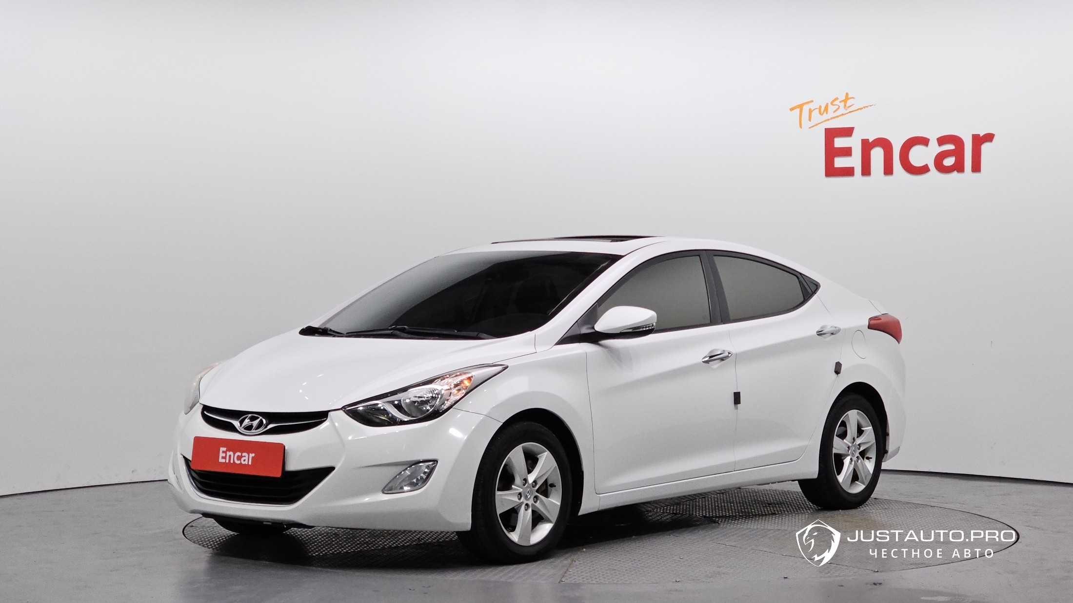 Автомобиль Hyundai AVANTE