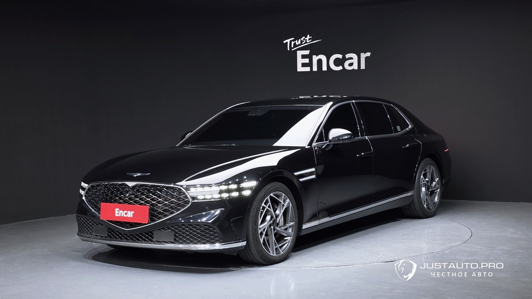 Автомобиль Genesis G90