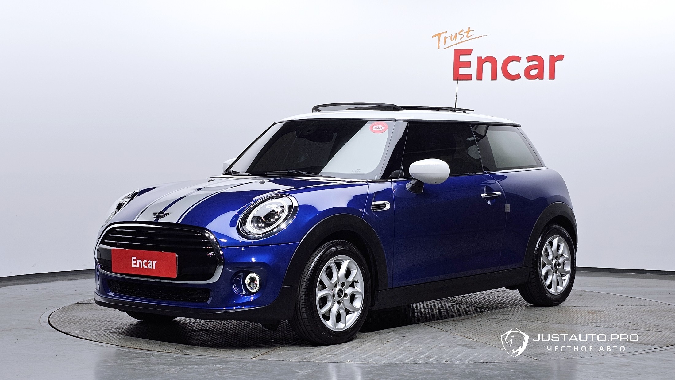 Автомобиль Mini Cooper