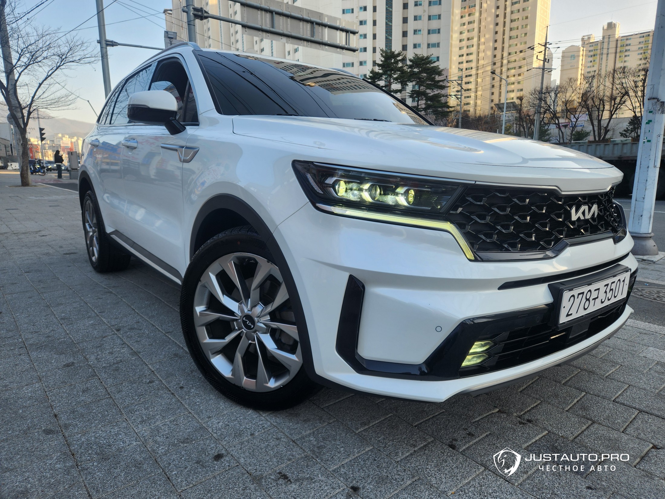 Автомобиль Kia Sorento