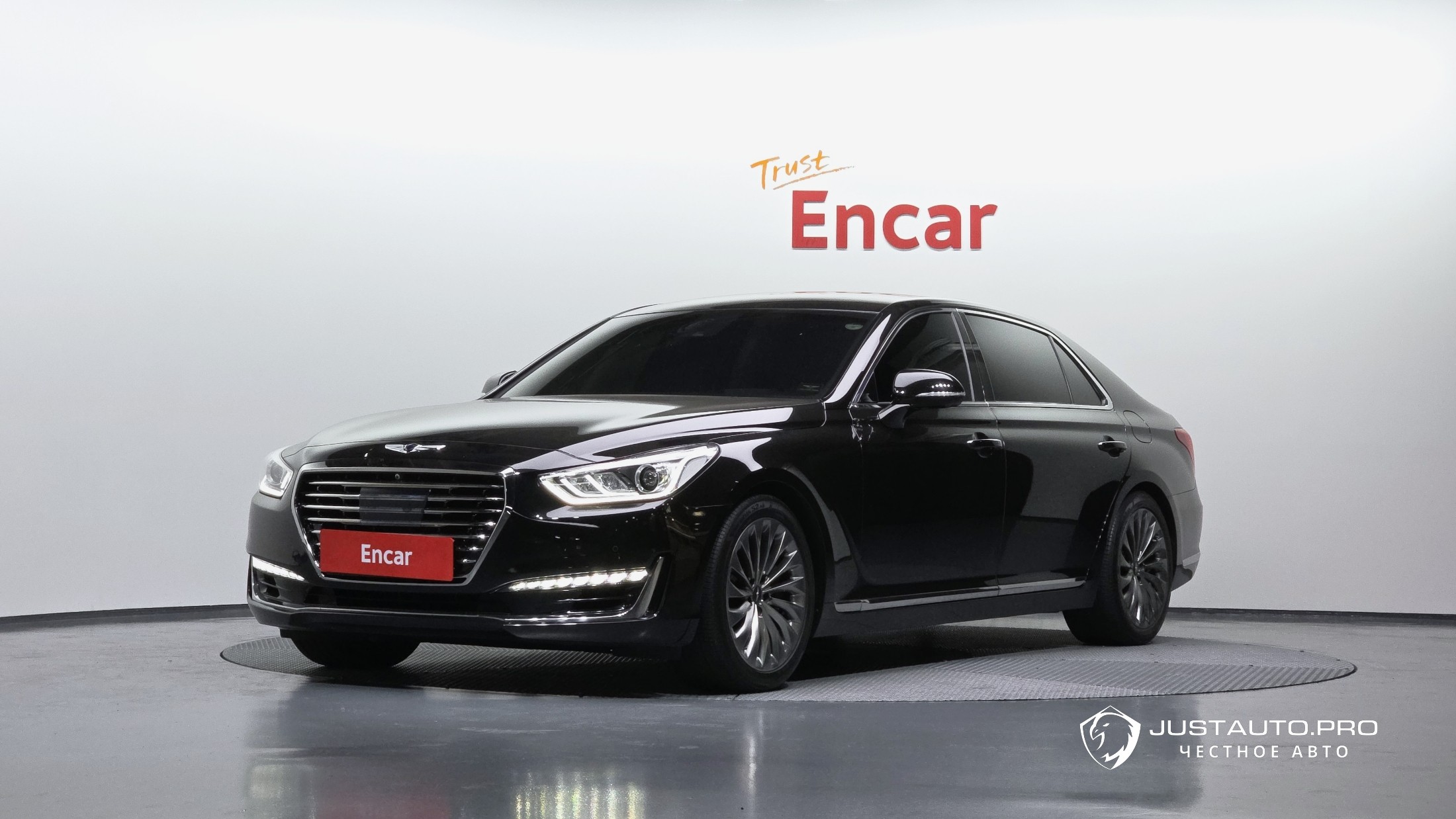 Автомобиль Genesis EQ900