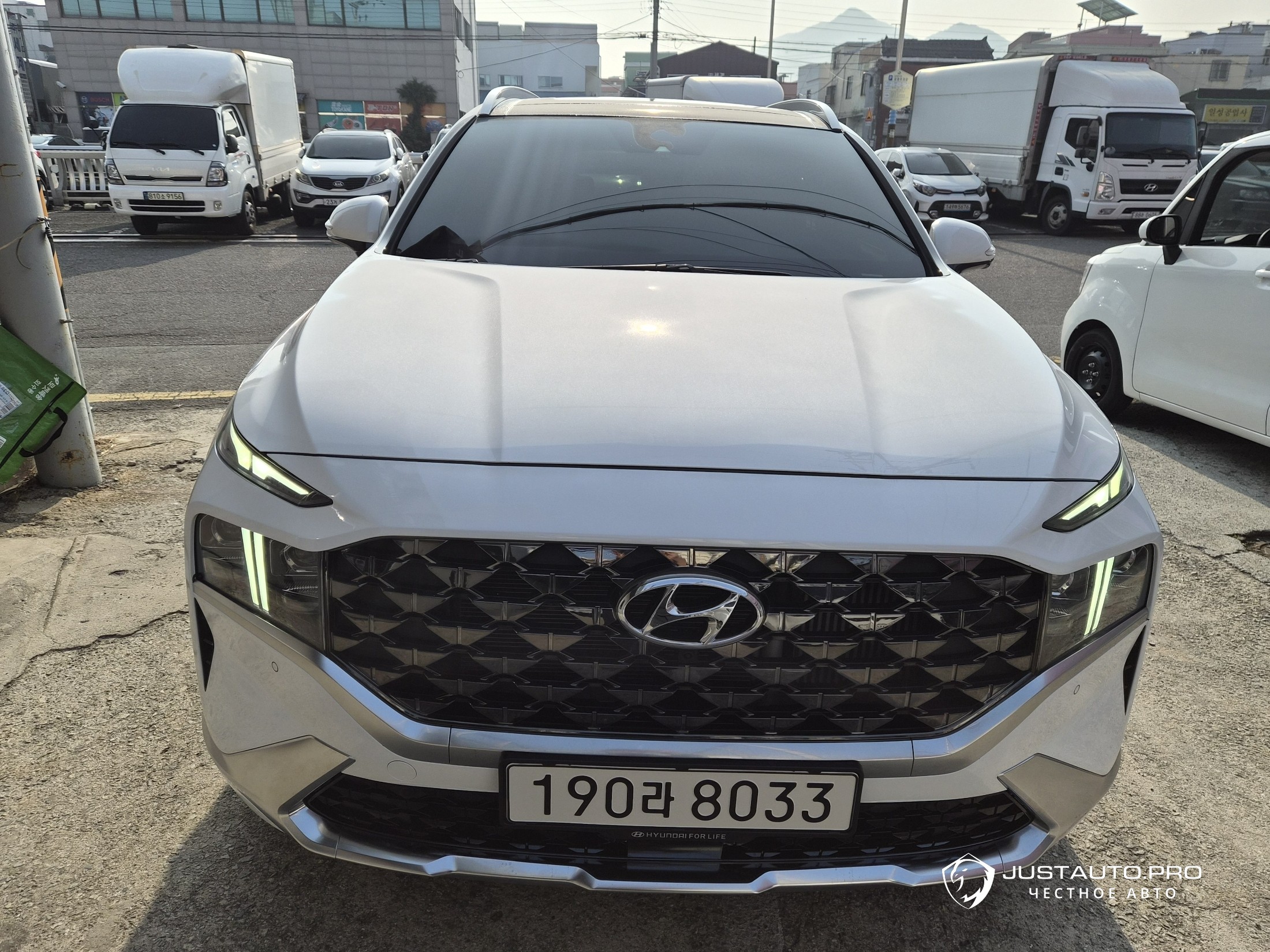 Автомобиль Hyundai Santafe