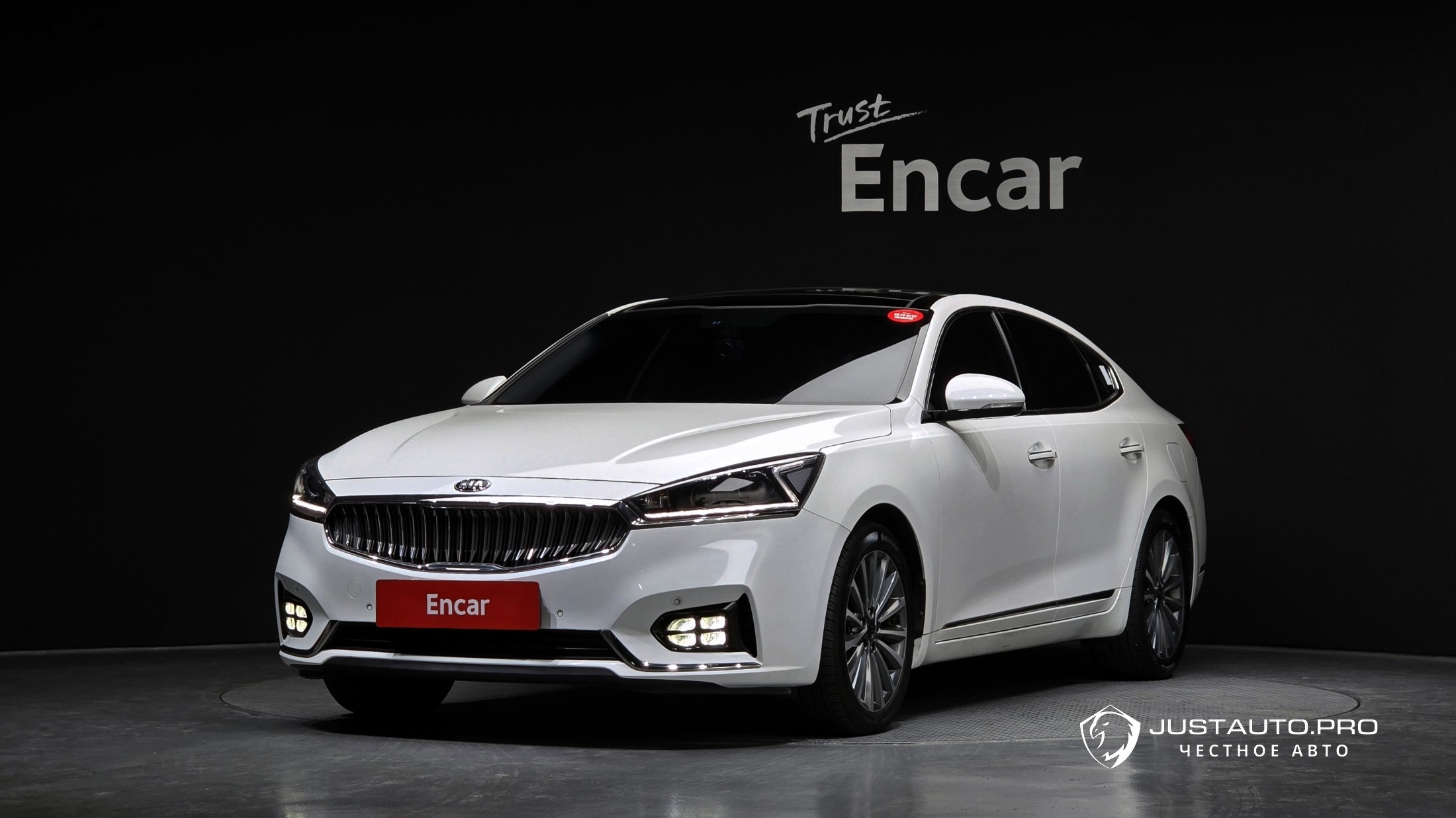 Автомобиль Kia K7