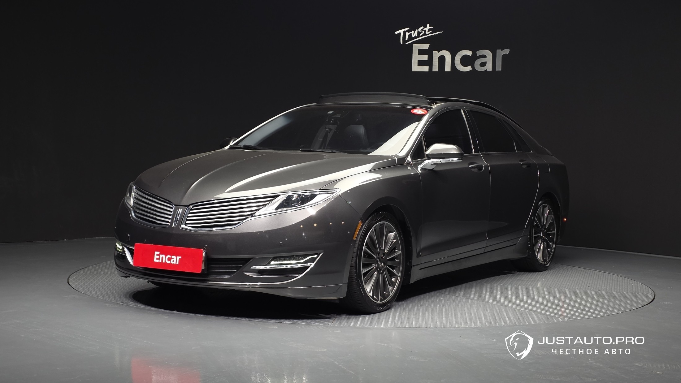 Автомобиль Lincoln MKZ