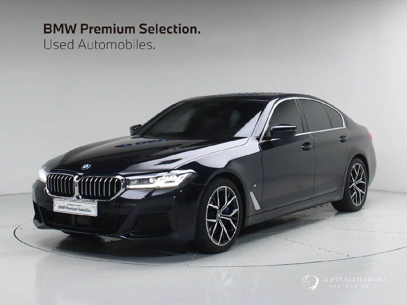 Автомобиль BMW 5-Series