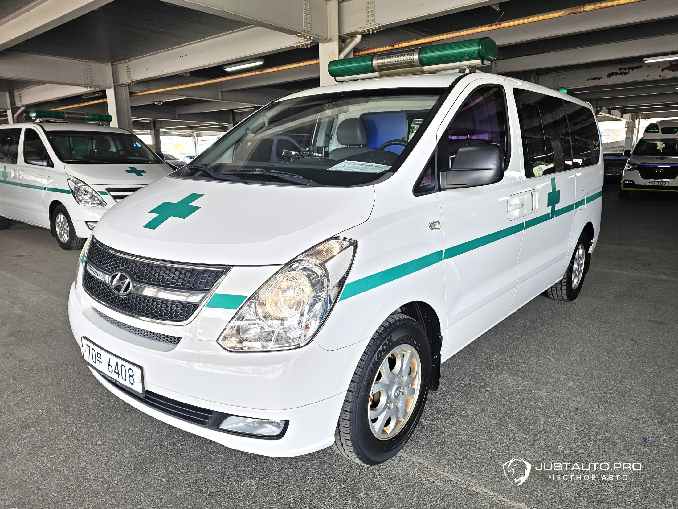 Автомобиль Hyundai Starex