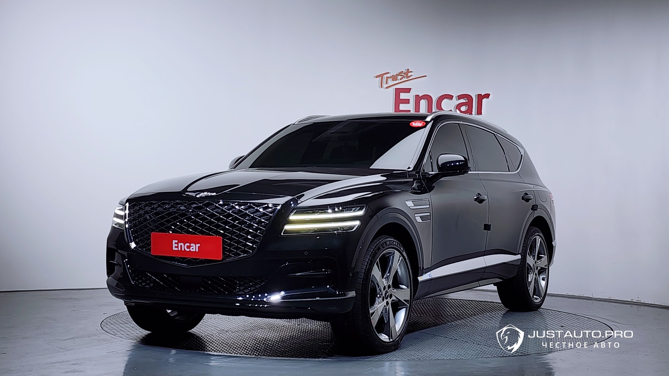 Автомобиль Genesis GV80