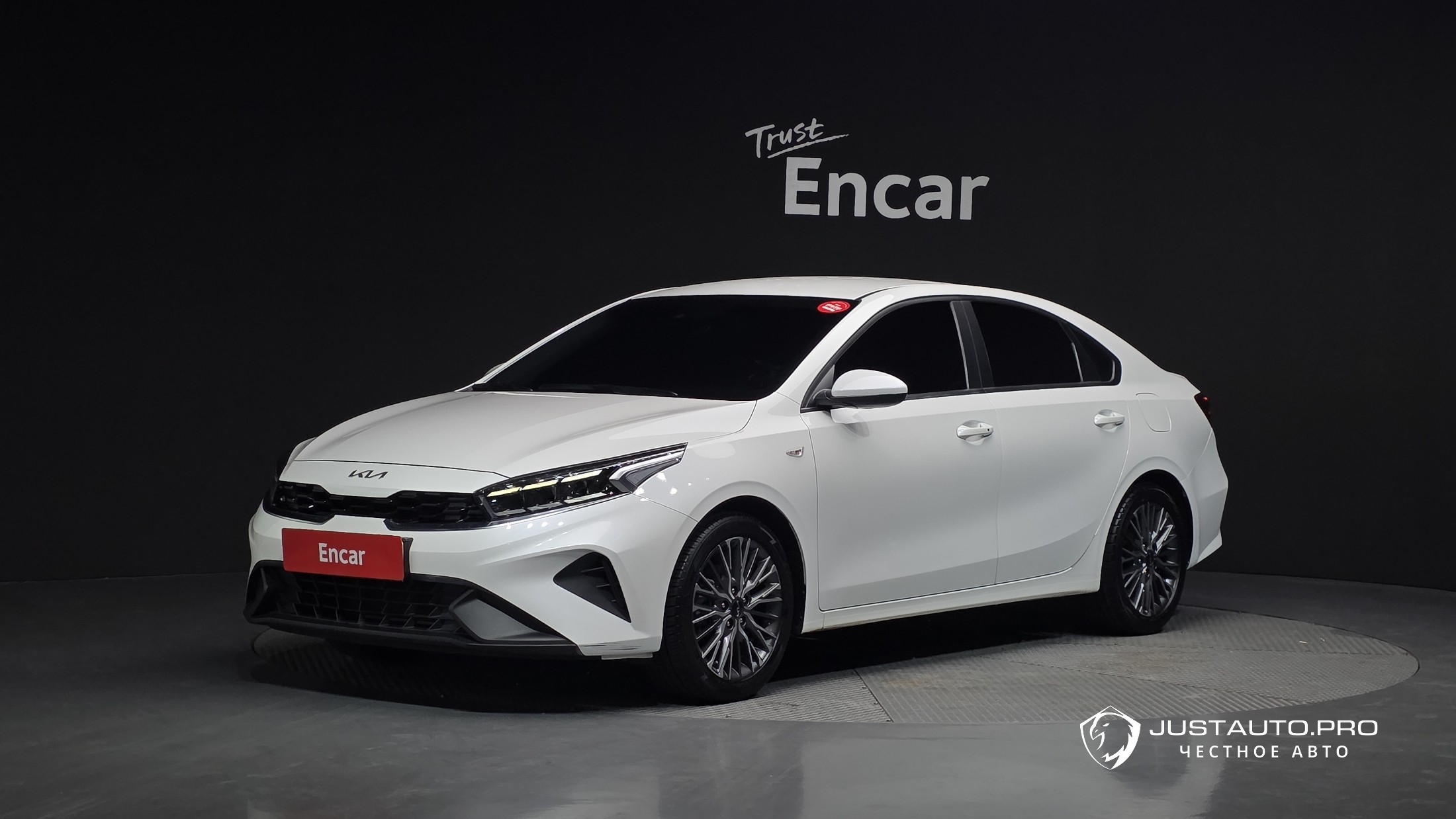 Автомобиль Kia K3