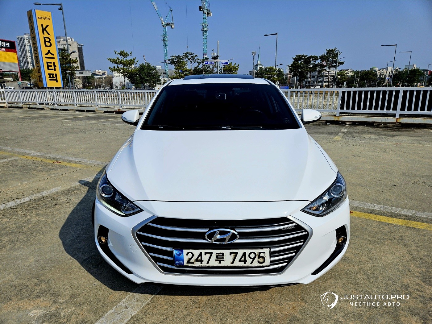 Автомобиль Hyundai AVANTE