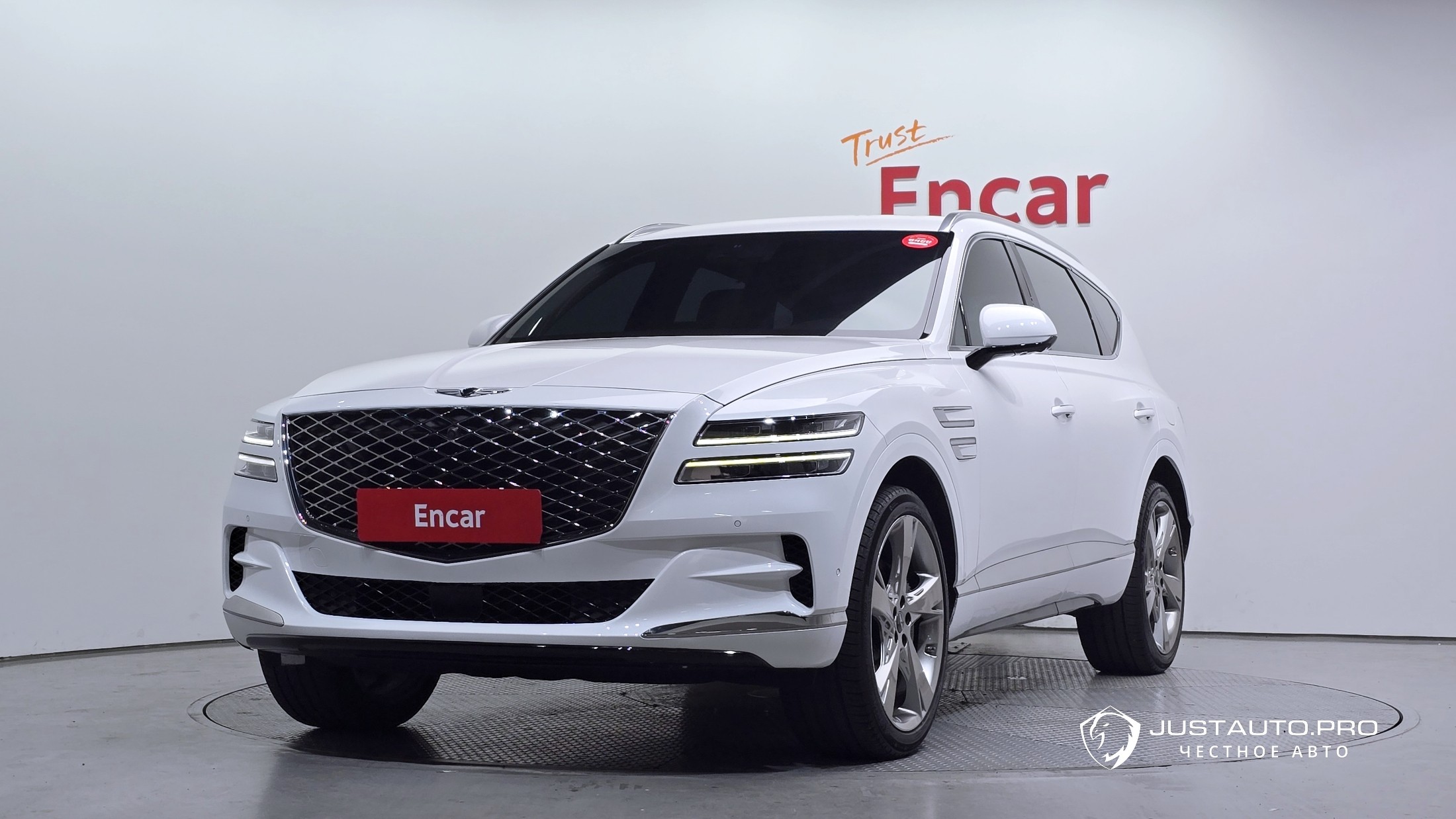 Автомобиль Genesis GV80