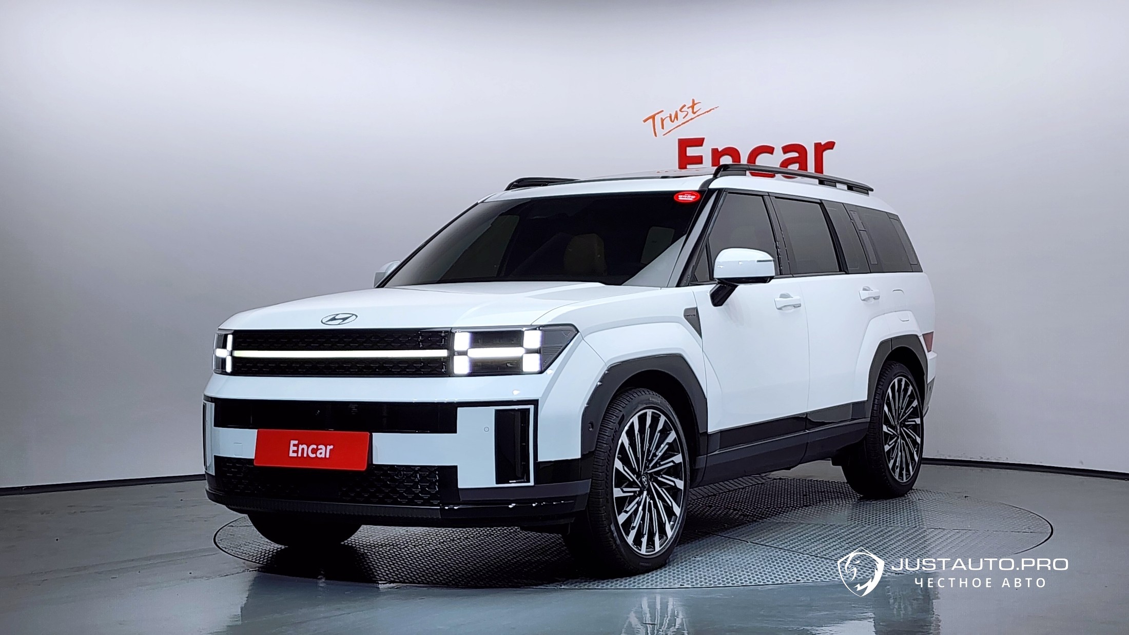 Автомобиль Hyundai Santafe