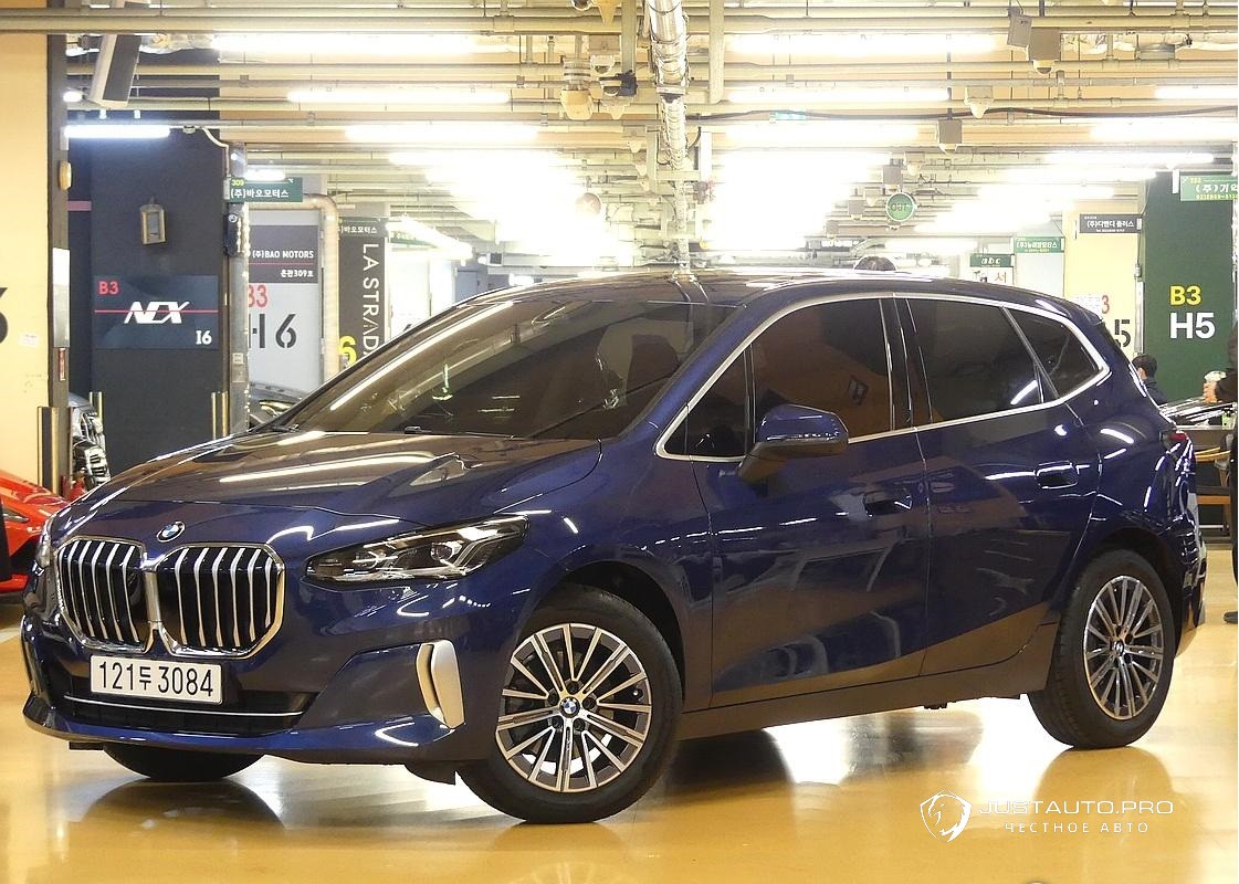 Автомобиль BMW 2-Series