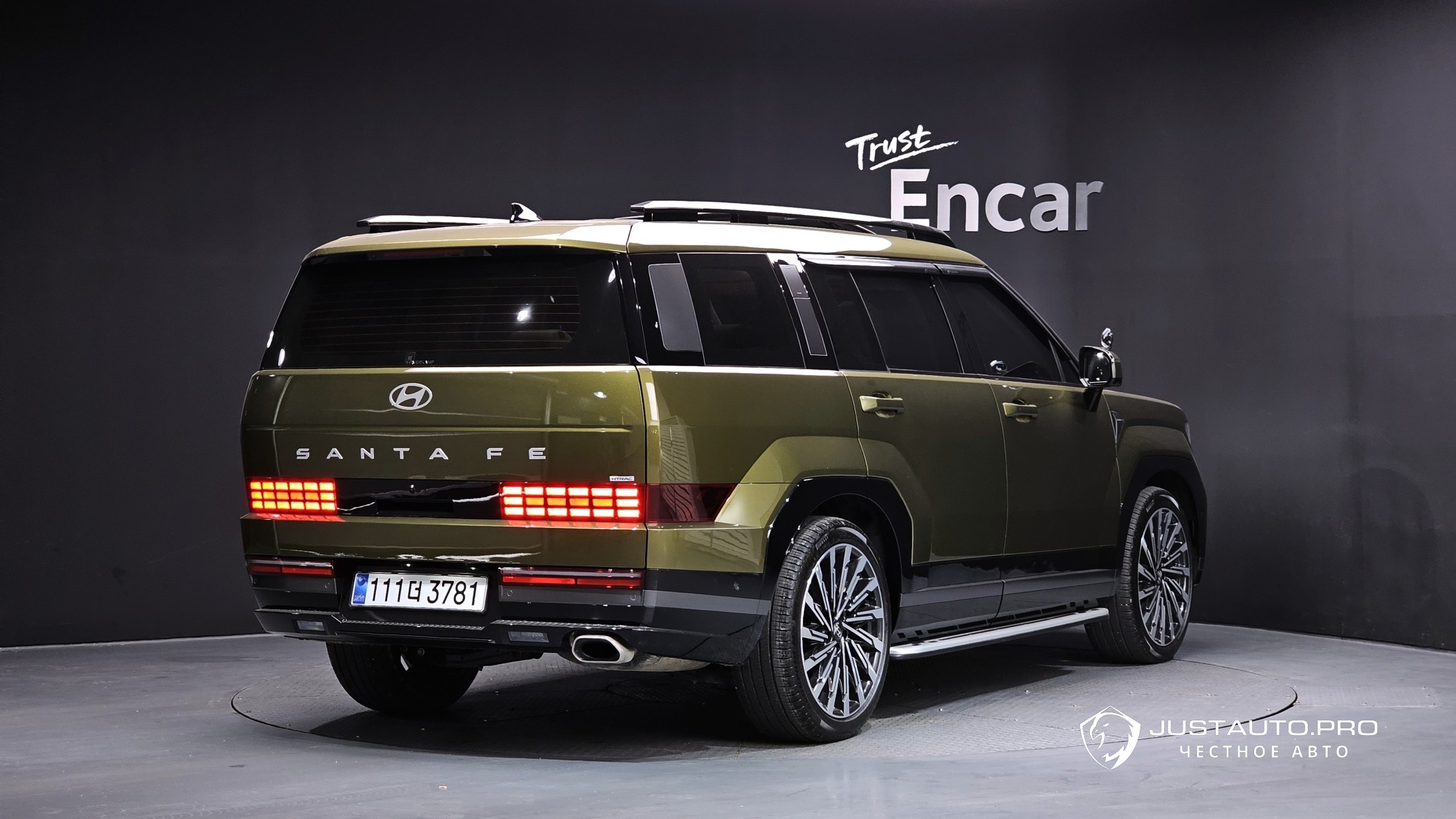 Автомобиль Hyundai Santafe