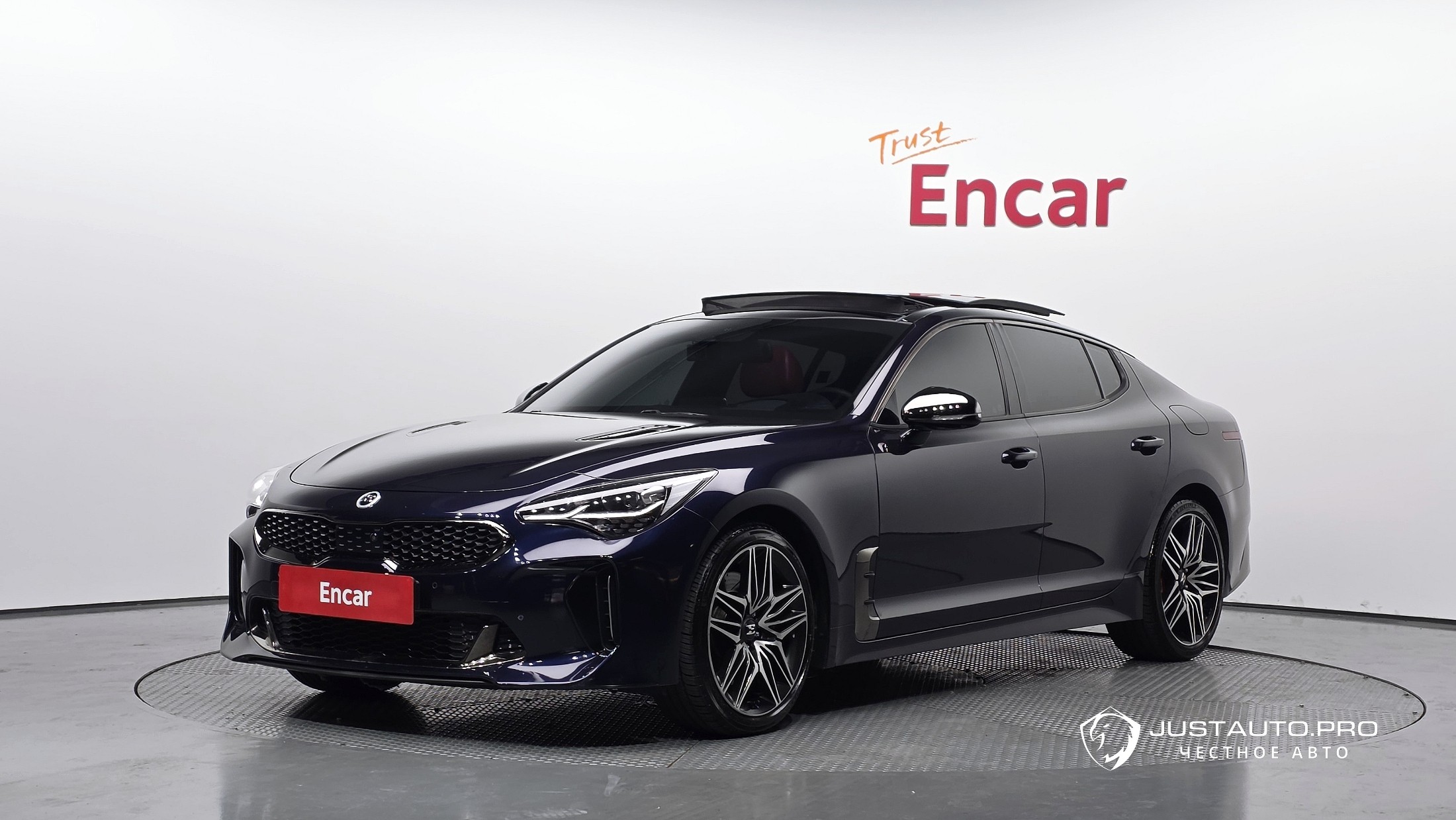 Автомобиль Kia Stinger